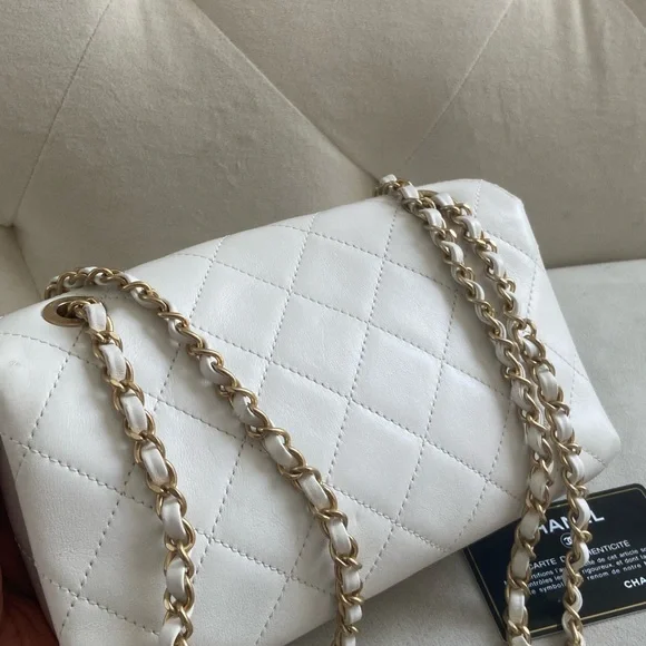 Chanel Quilted Leather Logo chained Flap Bag - Picture 3 of 5